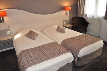 Logis Hôtel Au Tambour, Reims, France