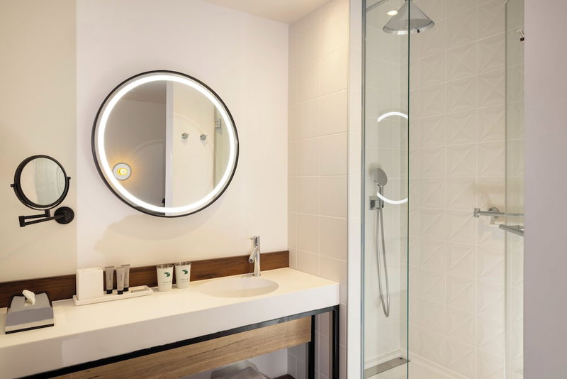 Hotel 56 - Bordeaux Centre Gare Saint Jean, Floirac, France