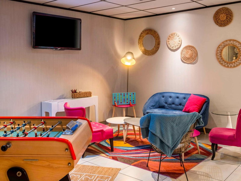 ibis Styles Blois Centre Gare, Blois, France