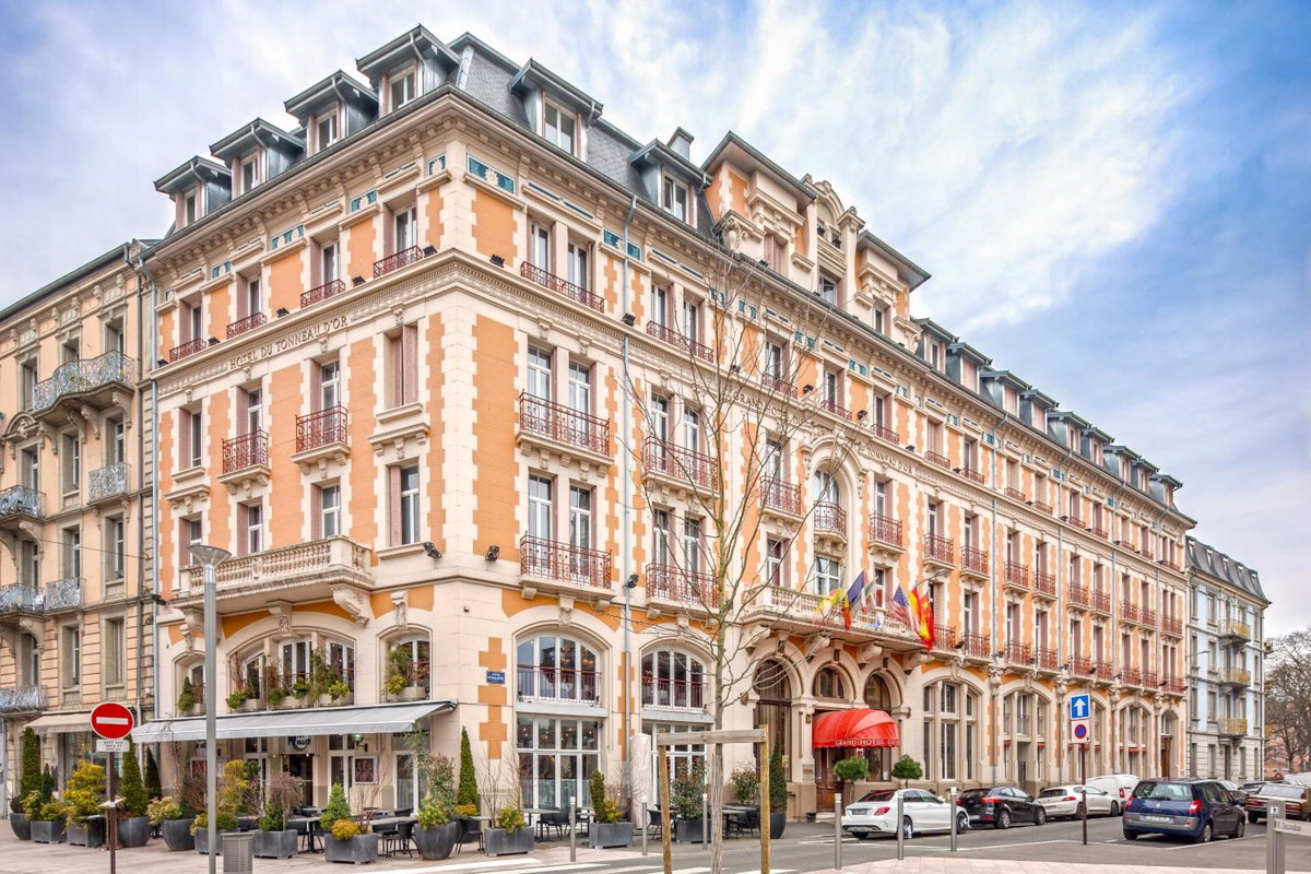Hotel · Grand Hôtel Du Tonneau D'Or, Belfort