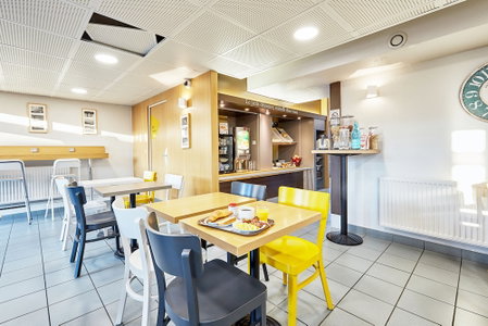 B&B HOTEL CAEN Sud, Ifs, France