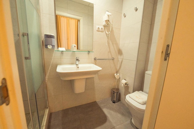Hostal Live Natura Barcelona, Barcelona, Spain