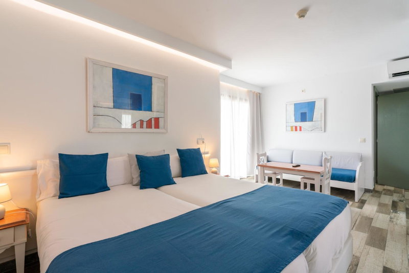 Guya Wave Hotel, Cala Ratjada, España