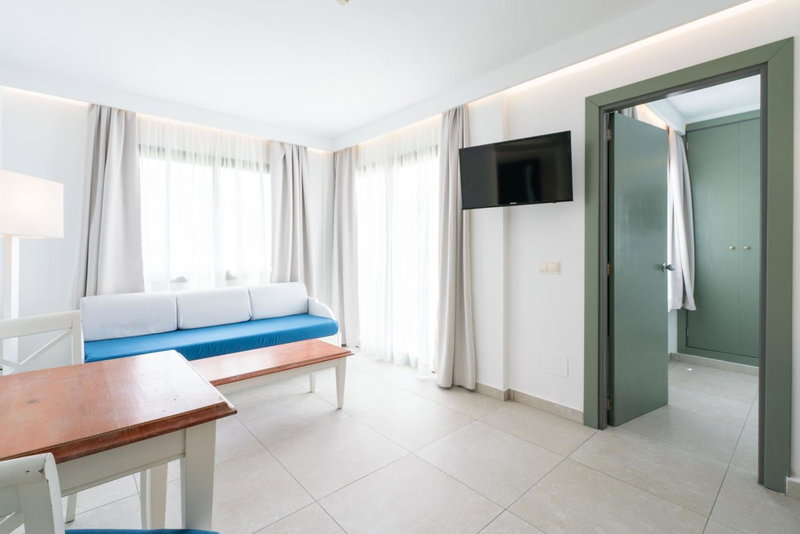 Guya Wave Hotel, Cala Ratjada, España
