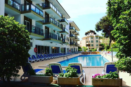 Guya Wave Hotel, Cala Ratjada, España