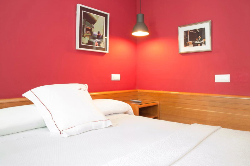 Hotel Sauce, Zaragoza, Spain