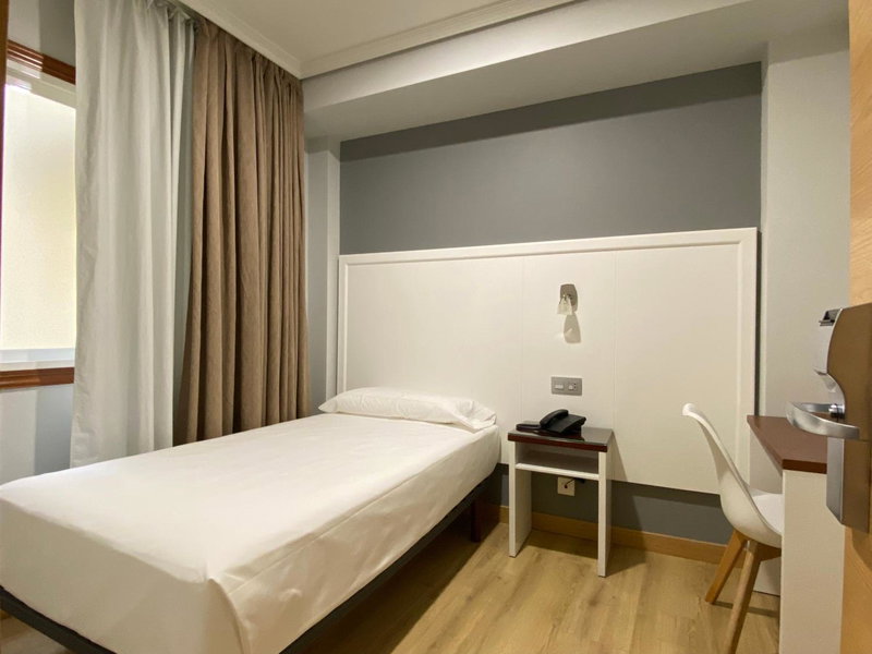 Hotel Arsus, Vigo, Испания