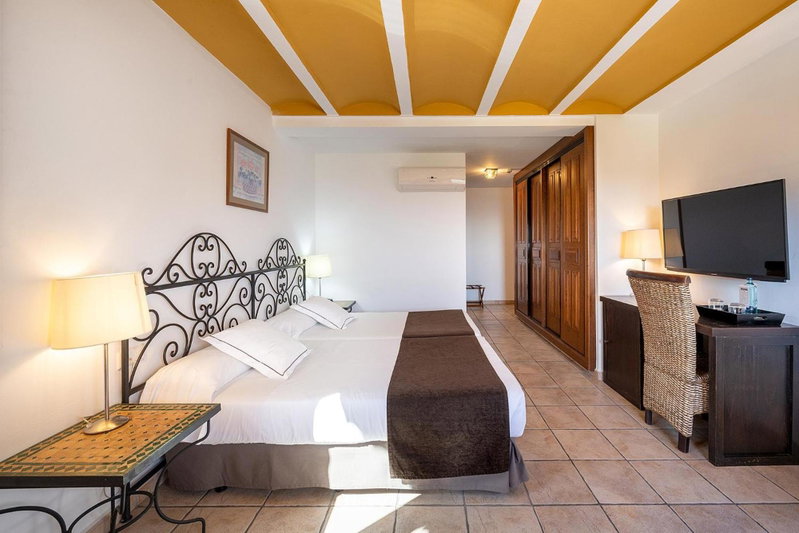 Hotel Alahuar, Oliva, Spain