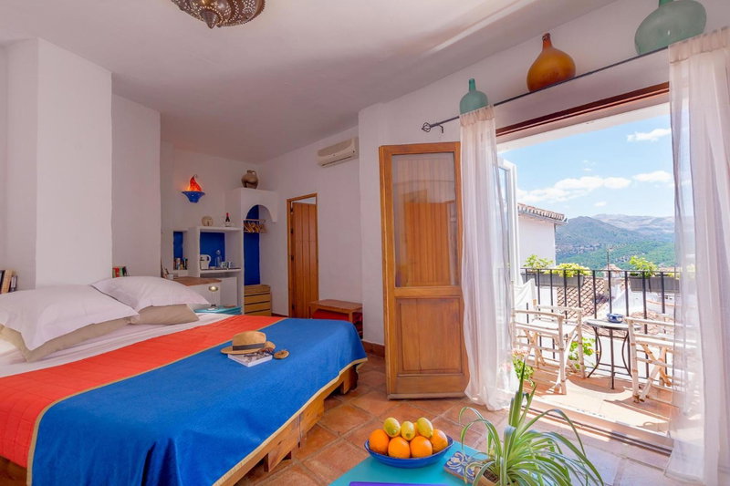 Hotel Los Castaños, Cartajima, Spain