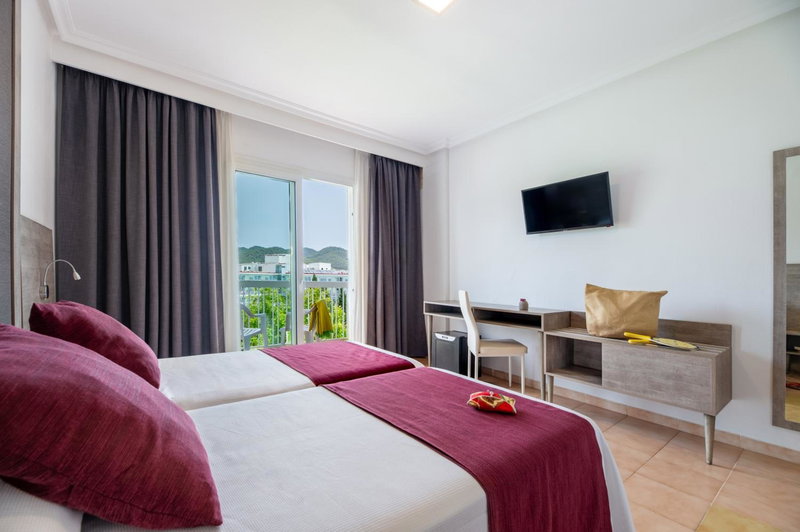 Hotel Vibra Marco Polo I - Adults only, San Antonio, Spain