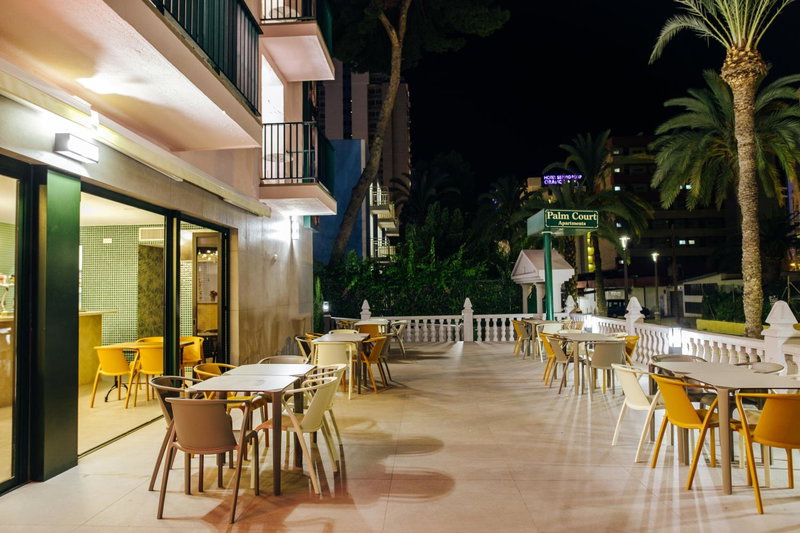 Apartamentos Palm Court, Benidorm, Spain