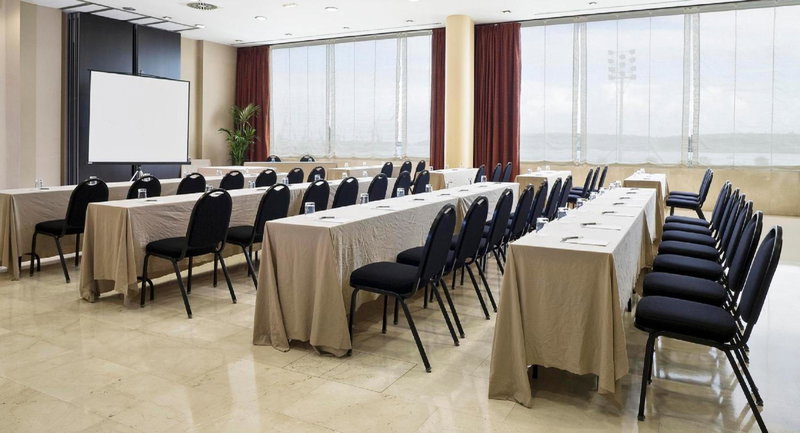 Hotel URH Palacio de Oriol, Santurce, España