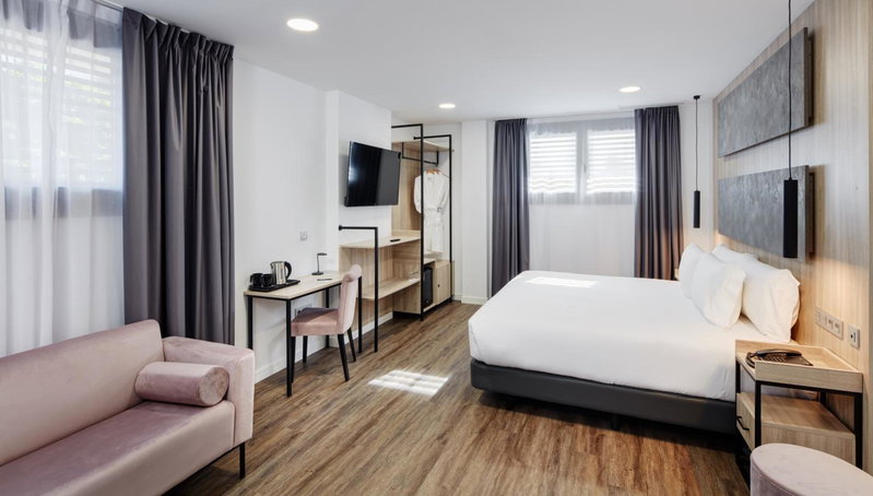 Sercotel Córdoba Delicias, Córdoba, Spain