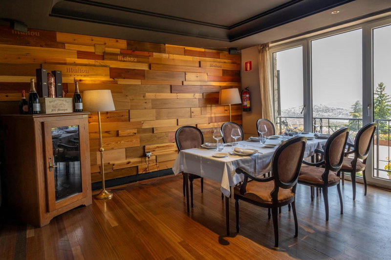 Hotel Hita "Nature Experience" for all, Navacerrada, Spain
