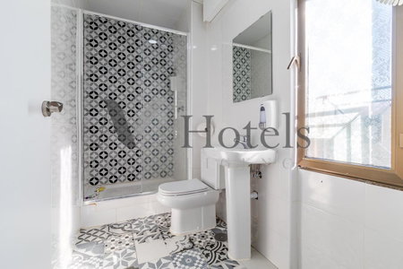 AYZ Ulises - Auto check-in property, Madrid, España