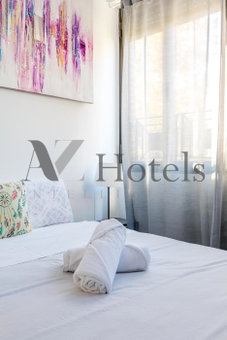AYZ Ulises - Auto check-in property, Madrid, España