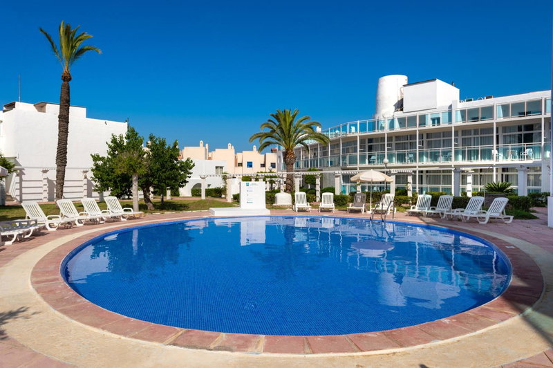 Aparthotel Vibra Club Maritim, San Antonio Bay, España