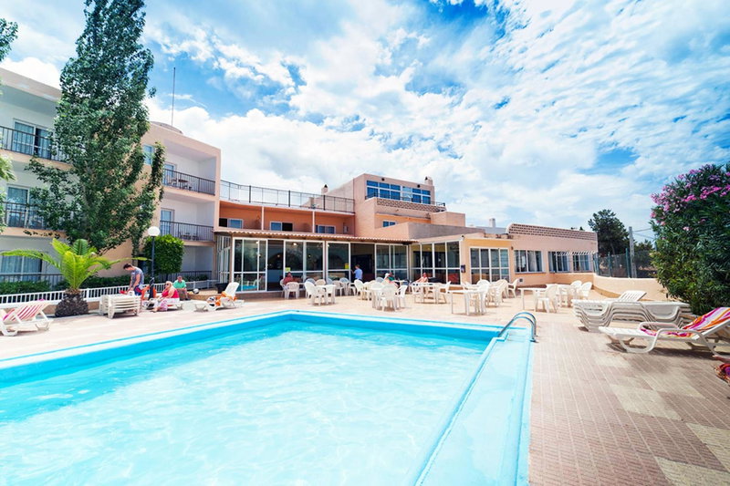 Aparthotel Vibra Club Maritim, San Antonio Bay, España