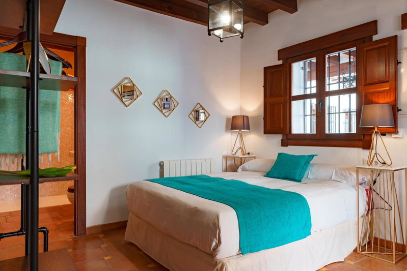 Suites Casa de las Columnas, Granada, Spain