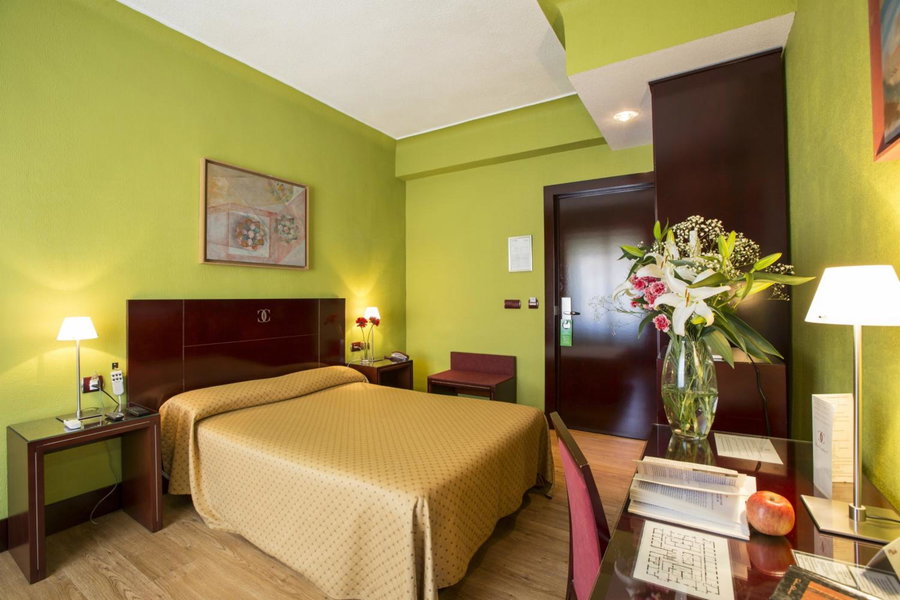 Hotel Carlos V, Granada, España