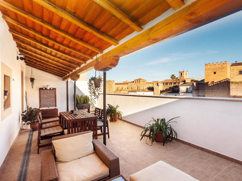 Apartamentos Plaza Mayor 35, Cáceres, Spanien