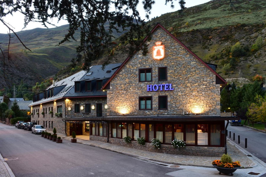 Hotel Vilagaros, Garós, Spanien