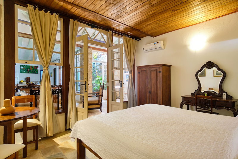 A Casa de Paulo Autran, Paraty, Brazil