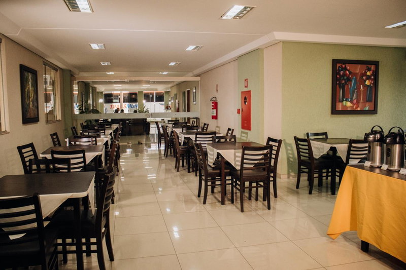 Trindade Plaza Hotel, Trindade, Brasil