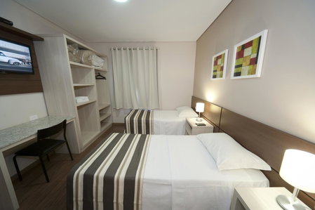 Hotel Sol By MRHotelaria, Curitiba, Бразилия