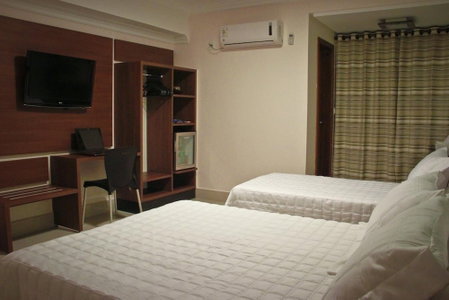 Hotel Saron, Luziania, Brazil
