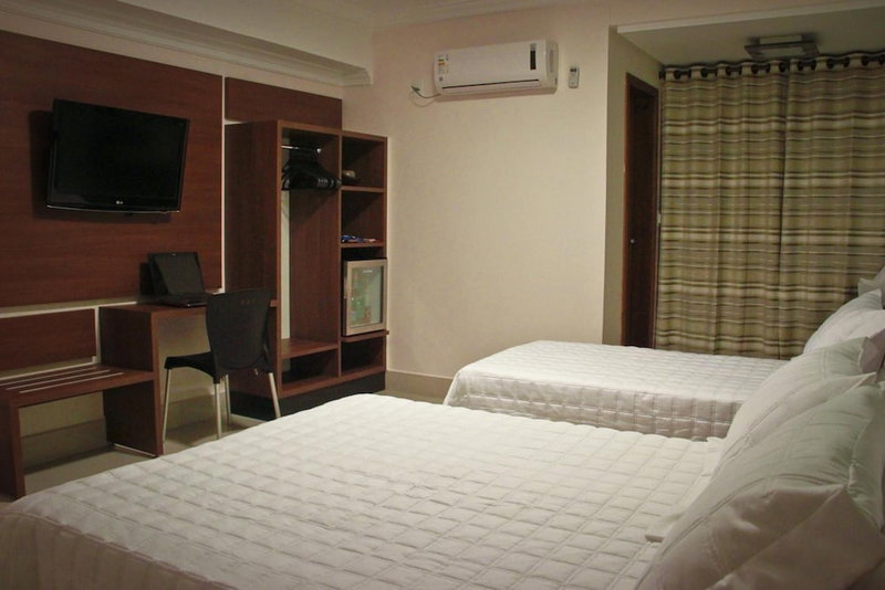 Hotel Saron, Luziania, Brazil