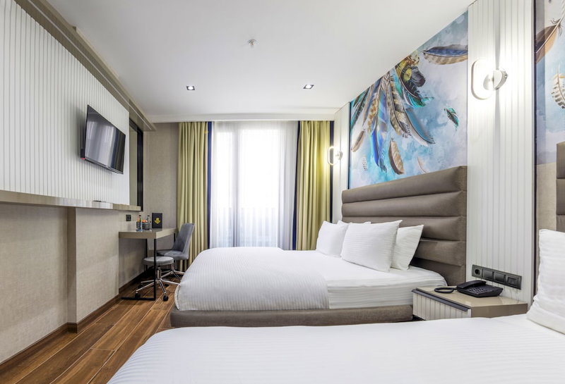 Dem Premium Hotel - Round Trip Airport Service - Istanbul International Airport, Arnavutköy, Turkey