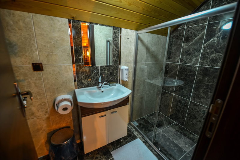 Inanlar Garden Hotel & Bungalow, Çaykara, Turkey