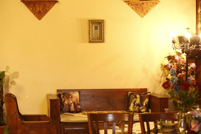 Elif Hatun Konagi, Tarsus, Turkey