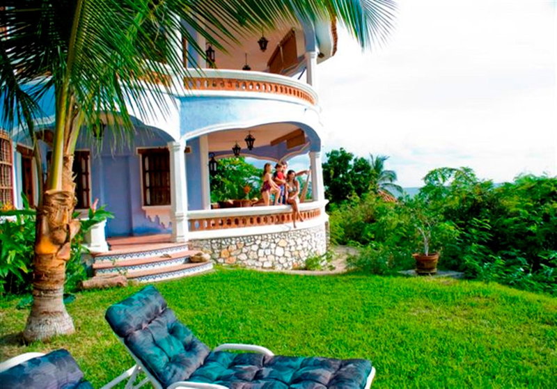 Bungalows Santa Cruz, Puerto Escondido, Mexico