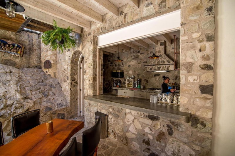 Hotel de Piedra, Ezequiel Montes, Mexico