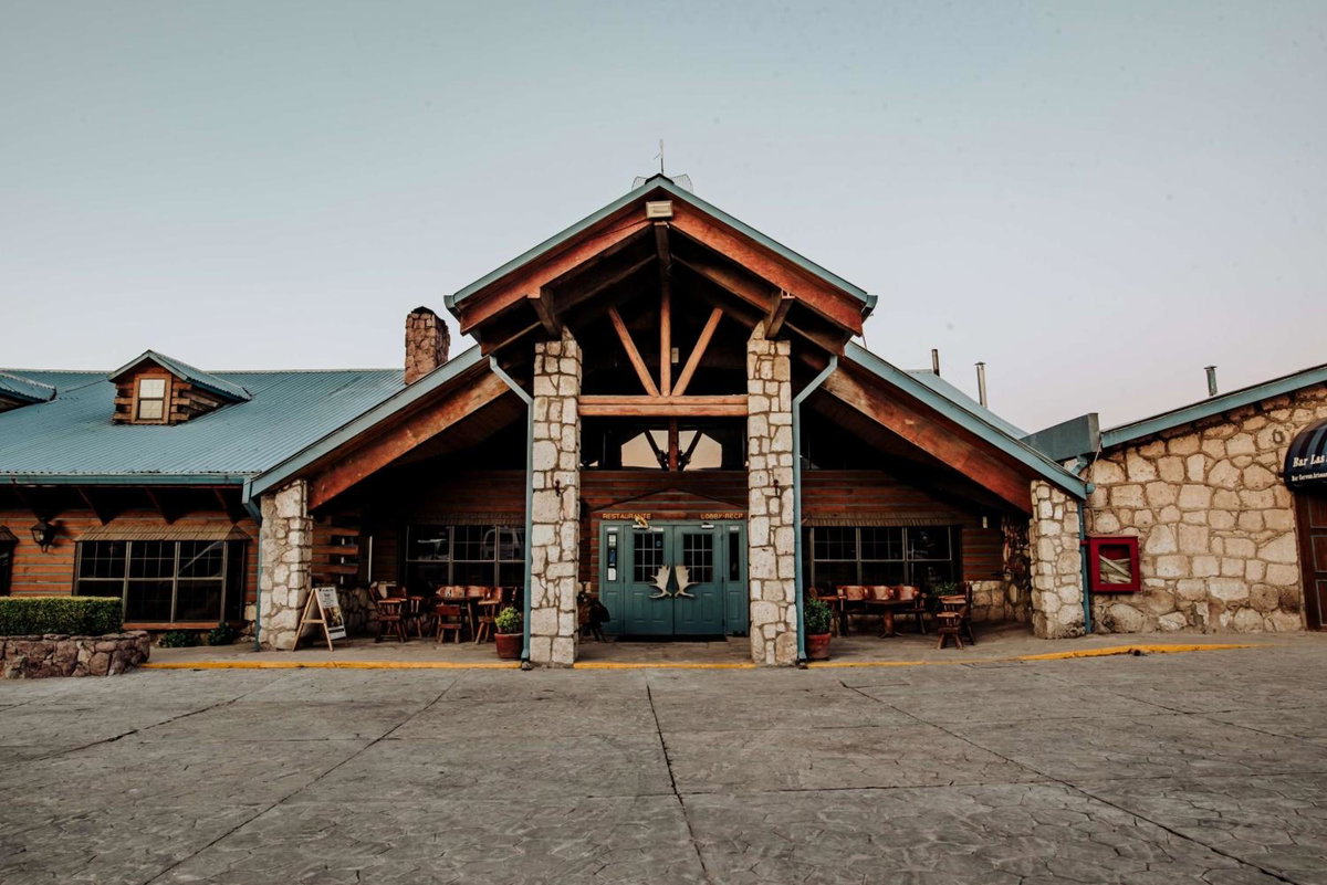 Отель · The Lodge At Creel Eco - Hotel & Spa, Creel