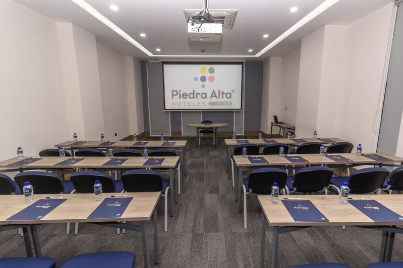 Hoteles Piedra Alta by De Los Perez, San Andrés Tuxtla, Mexico