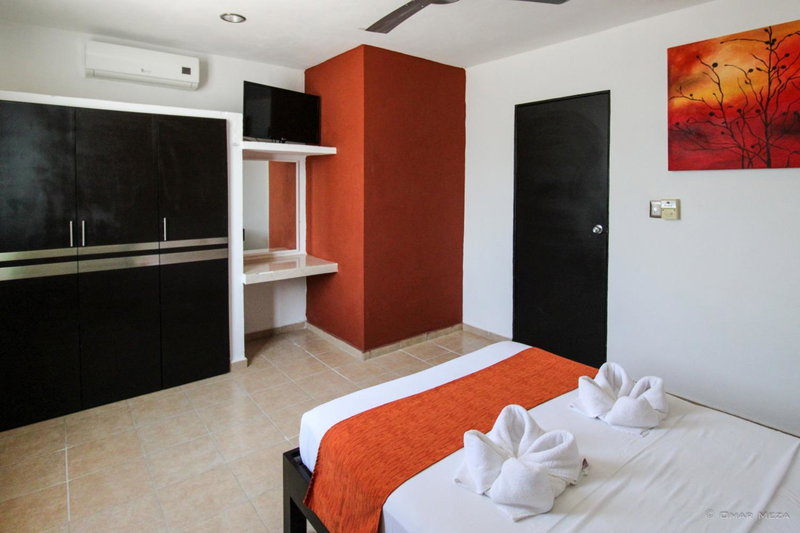 Gayser Apartamentos, Valladolid, Мексика