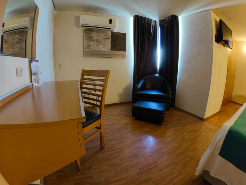 Kasa Hotel & Suites, Irapuato, Mexique