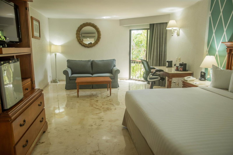 Continental Caribe Bay, Chetumal, México