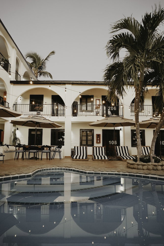 La Marina Inn, Mexico