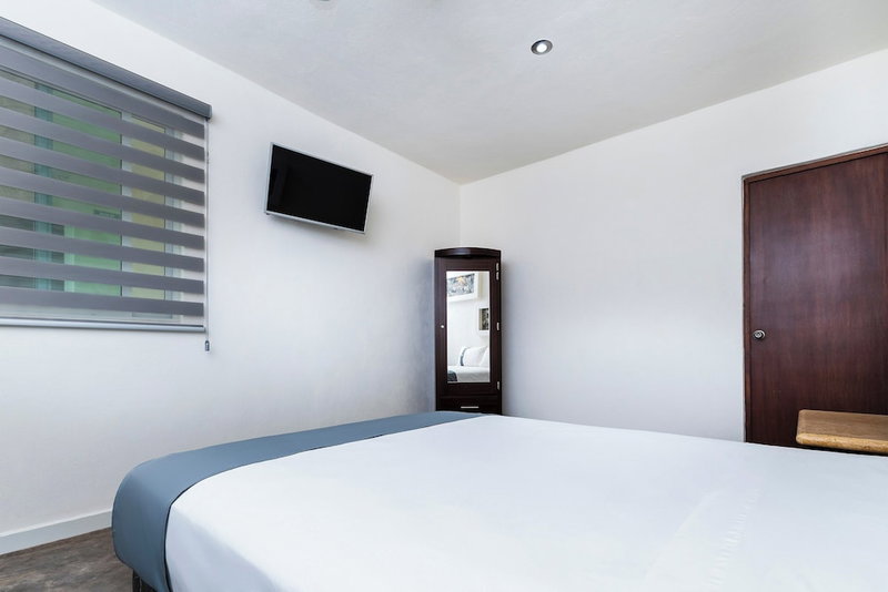 Capital O Hotel Joyma Suites, San Luis, San Luis Potosi, Mexico