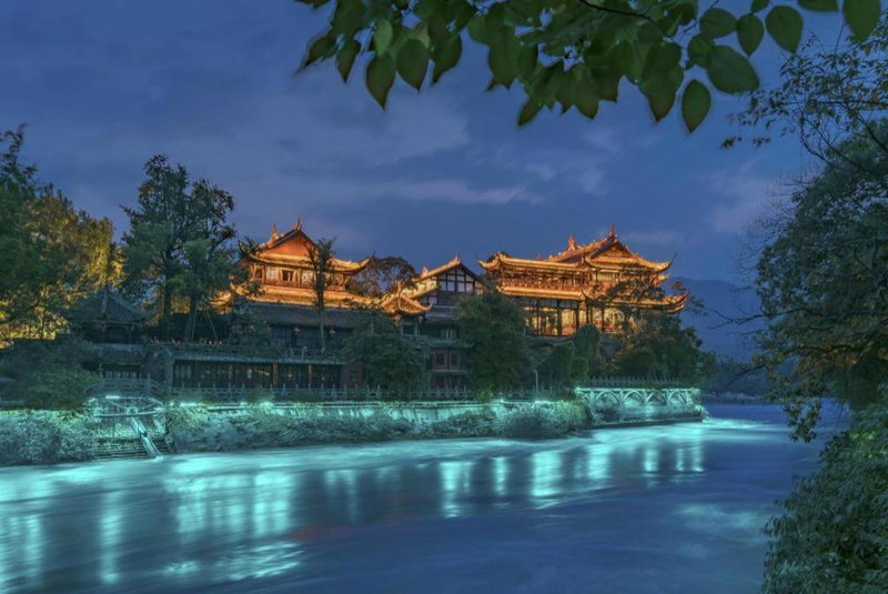 Holiday Inn Express Dujiangyan Ancient City, Guankou, China