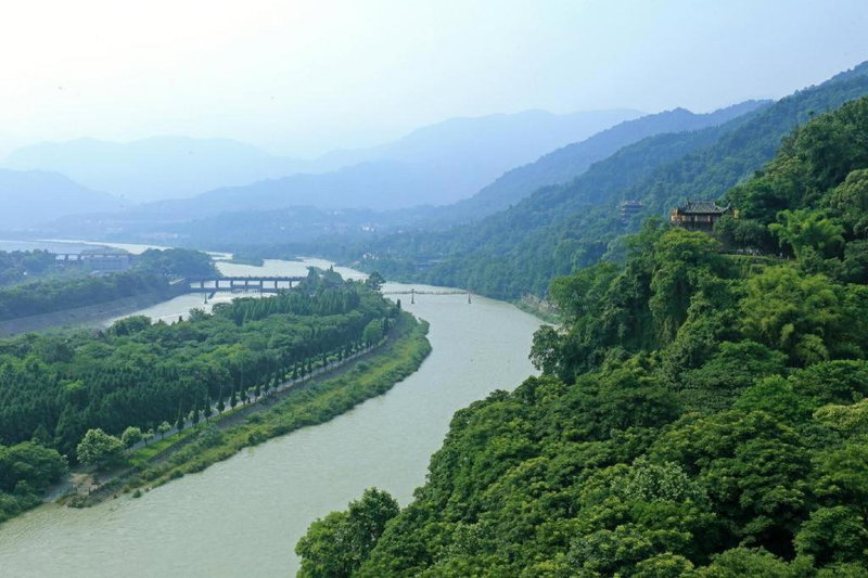 Holiday Inn Express Dujiangyan Ancient City, Guankou, China