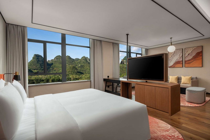 Hilton Garden Inn Xingyi Wanfenglin, Xingyi, China