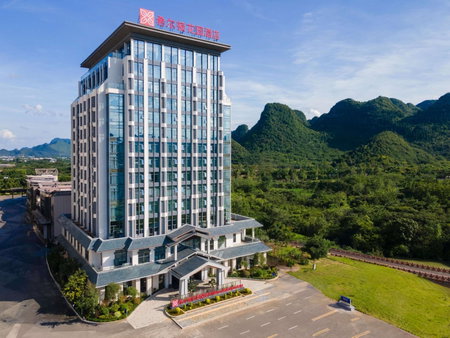 Hilton Garden Inn Xingyi Wanfenglin, Xingyi, China