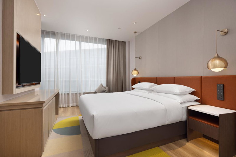 Home2 Suite by Hilton Hangzhou East Railway Station, Hangzhou, China