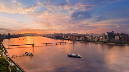 Hilton Garden Inn Hangzhou West Lake, Hangzhou, China