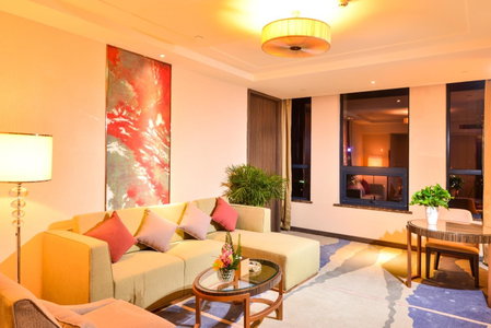 Ramada Heze, Heze, China